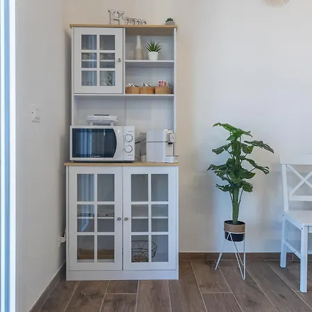 Guesthost - Manis 볼로냐