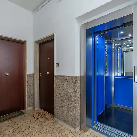 Apartment Guesthost - Manis Bologna