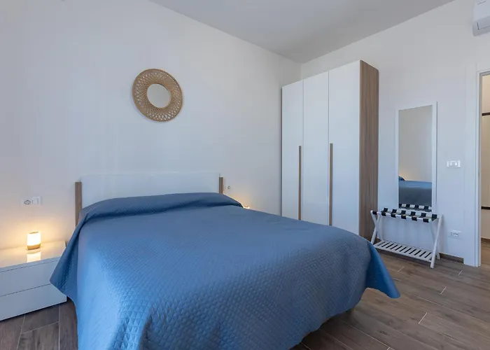 Guesthost - Manis Apartment Bologna